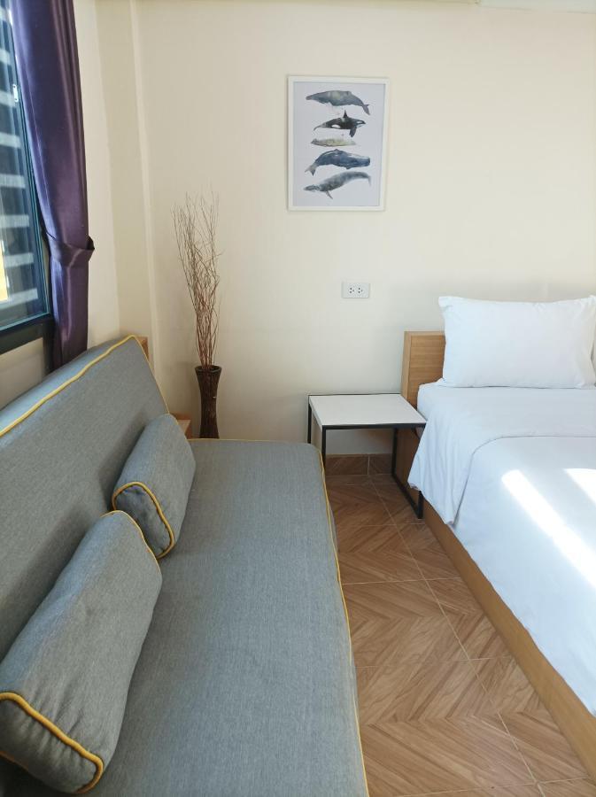 Double D Rooms & Cafe Bangkok Luaran gambar